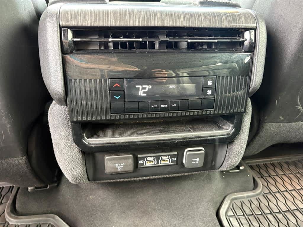 Used 2022 Jeep Wagoneer Series II AWD/4WD image 8