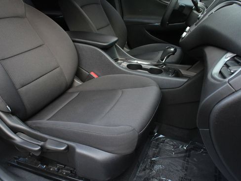 Used 2016 Chevrolet Malibu LS FWD image 28