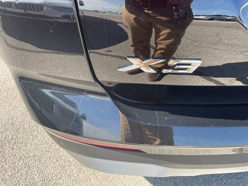 Used 2022 BMW X3 xDrive30i w/ Premium Package 2 image 5