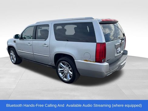 Used 2013 Cadillac Escalade ESV Platinum AWD/4WD image 3