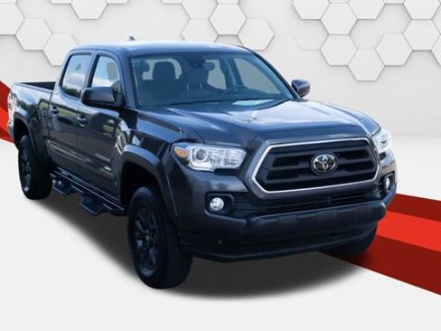 Used 2023 Toyota Tacoma SR5 RWD image 8