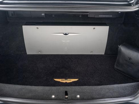 Used 2003 Aston Martin Vanquish image 36