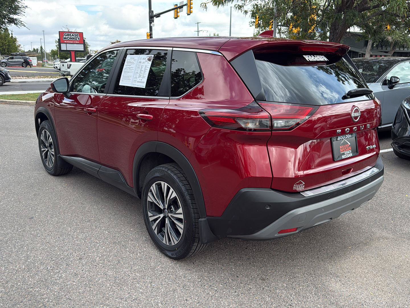 Certified 2023 Nissan Rogue SV AWD/4WD image 5