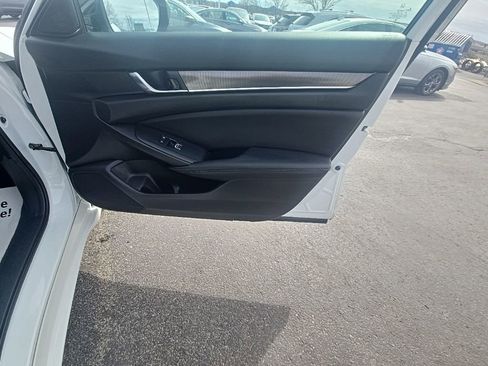 Certified 2022 Honda Accord Sport image 36