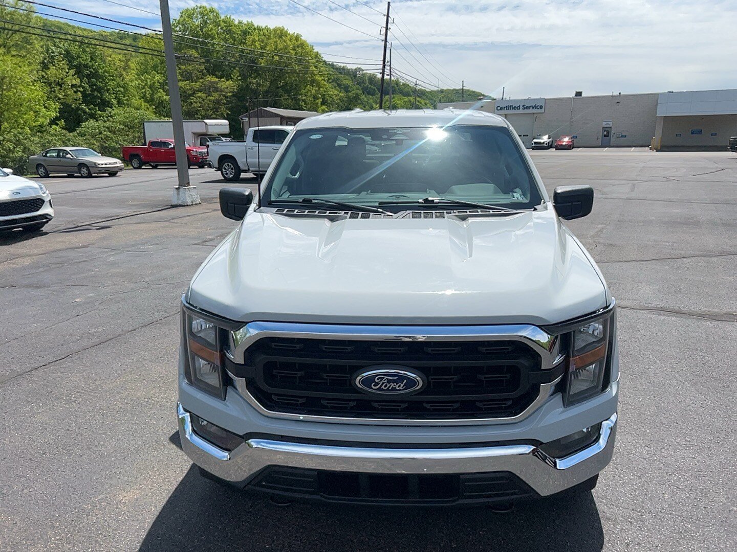 Used 2023 Ford F150 XLT AWD/4WD image 2