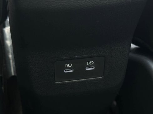 New 2026 Nissan Kicks SR image 15