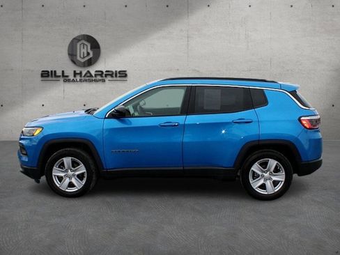 Used 2022 Jeep Compass Latitude image 8