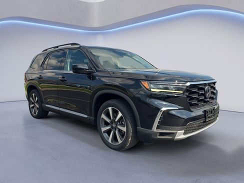 Used 2024 Honda Pilot Elite image 8