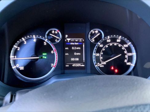 Used 2023 Lexus GX 460 Premium image 25