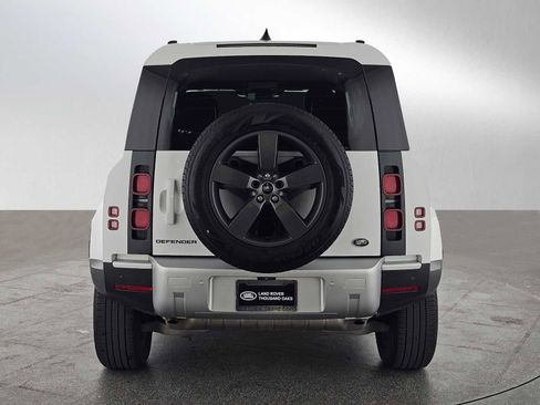 Used 2023 Land Rover Defender 110 S AWD/4WD image 4