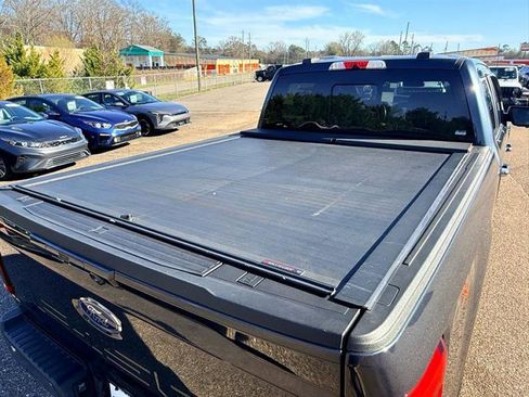 Used 2022 Ford F150 Lariat w/ Equipment Group 502A High image 13