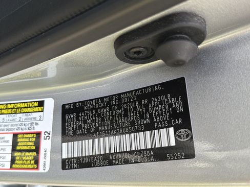 Used 2024 Toyota Camry SE w/ Cold Weather Package FWD image 22