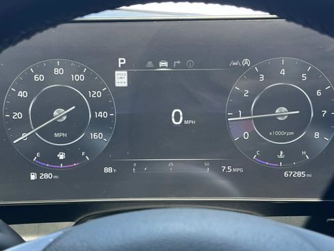 Used 2023 Kia Sportage SX FWD image 11
