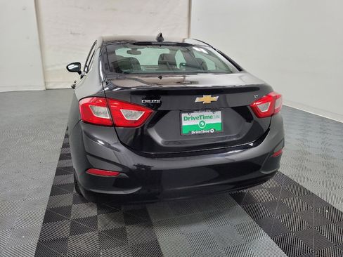 Used 2018 Chevrolet Cruze LT FWD image 6