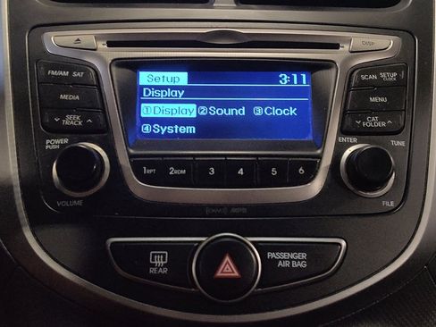 Used 2015 Hyundai Accent GLS FWD image 25