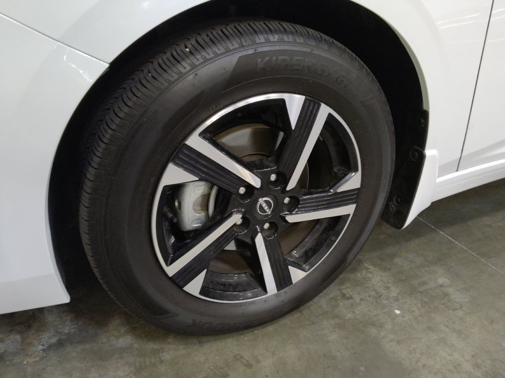 Used 2025 Nissan Sentra SV FWD image 31