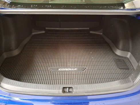 Used 2020 Toyota Corolla SE image 9