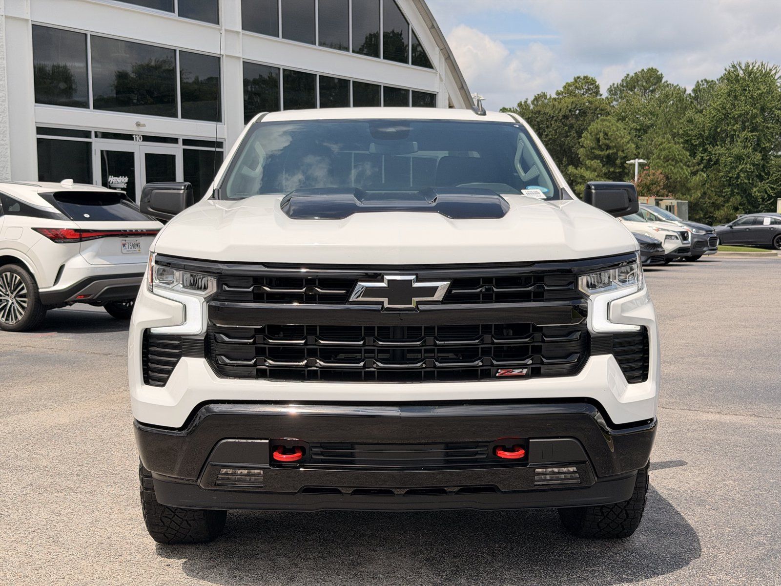 Used 2023 Chevrolet Silverado 1500 LT Trail Boss AWD/4WD image 6