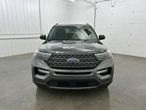 Used 2022 Ford Explorer XLT w/ Equipment Group 202A image 17