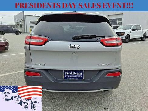 Used 2014 Jeep Cherokee Limited image 9