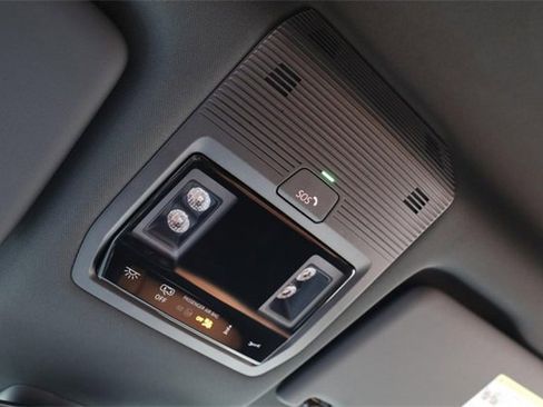 New 2025 Volkswagen ID. Buzz Pro S Plus image 19