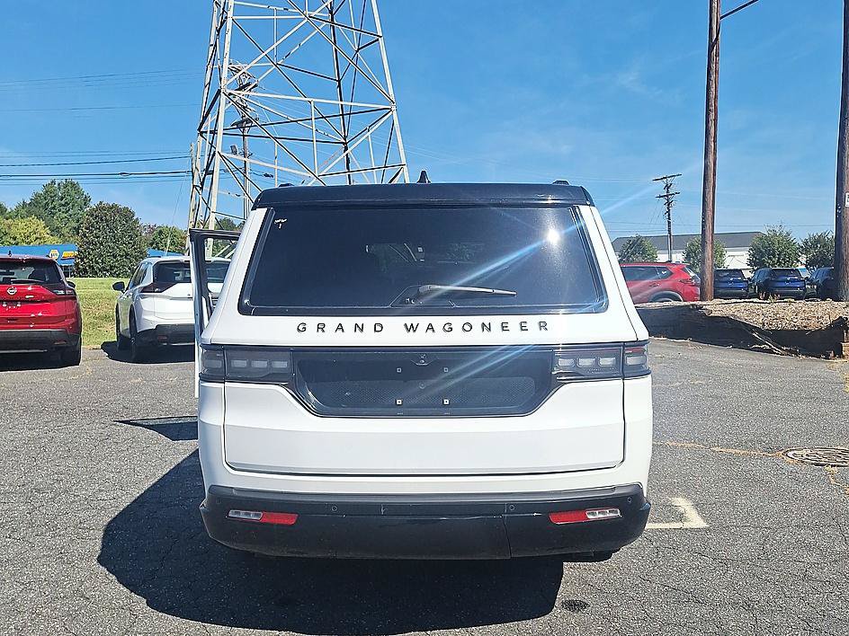 Used 2024 Jeep Grand Wagoneer L Series II w/ Quick Order Packagew 28T AWD/4WD image 25