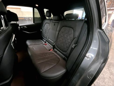 Used 2024 BMW X5 sDrive40i image 28