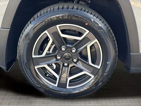 New 2026 Jeep Cherokee Laredo AWD/4WD image 45