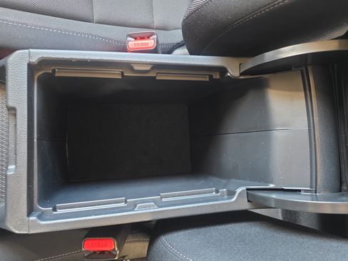 Used 2024 Honda CR-V LX image 23