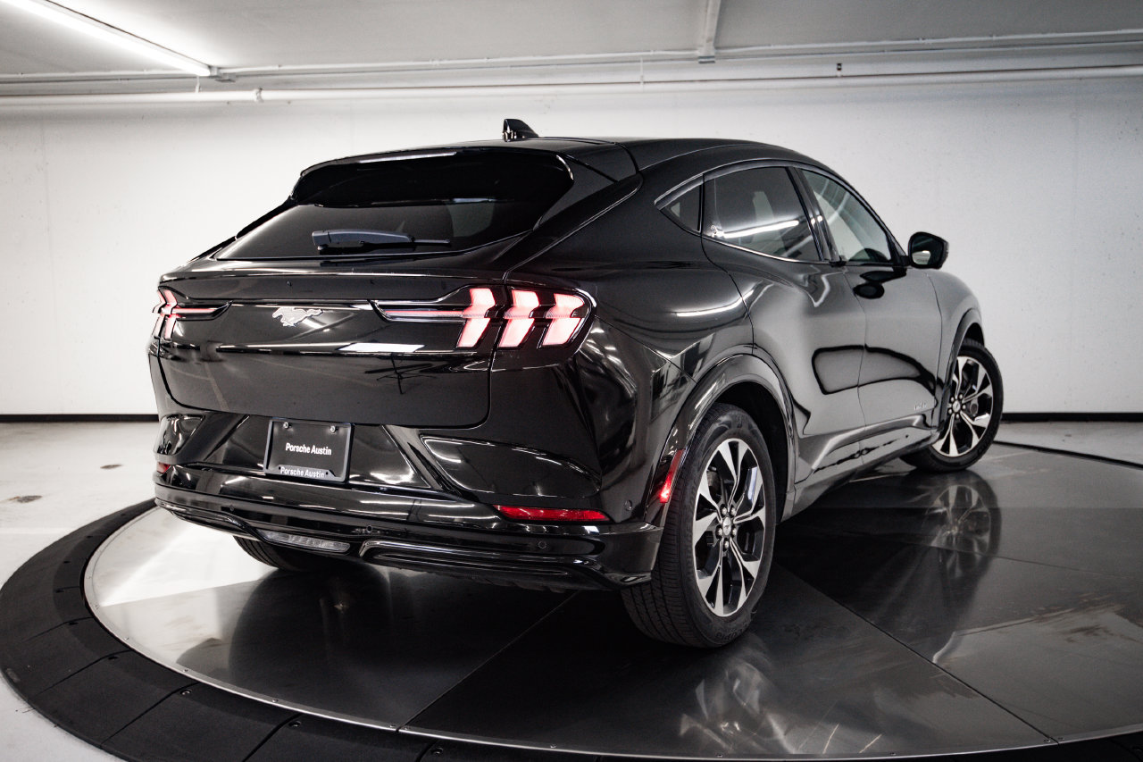 Used 2022 Ford Mustang Mach-E Premium RWD image 7