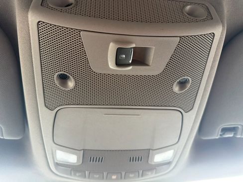 Used 2015 Ford F150 Lariat AWD/4WD image 25