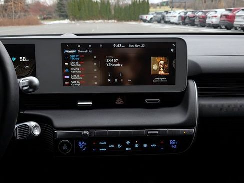 Used 2024 Hyundai Ioniq 5 Limited image 22