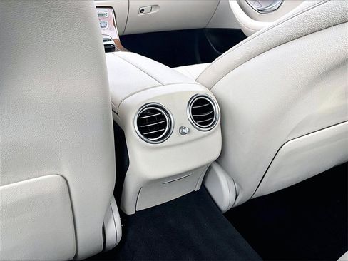 Used 2020 Mercedes-Benz E 350 4MATIC Sedan image 31