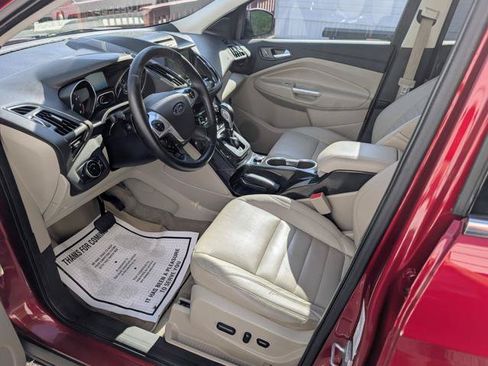 Used 2014 Ford Escape Titanium w/ Equipment Group 401A FWD image 4