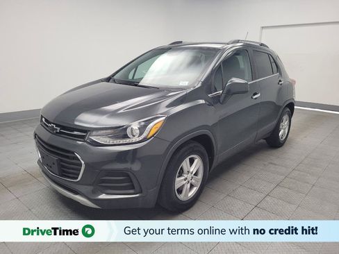Used 2020 Chevrolet Trax LT w/ LT Convenience Package FWD image 1
