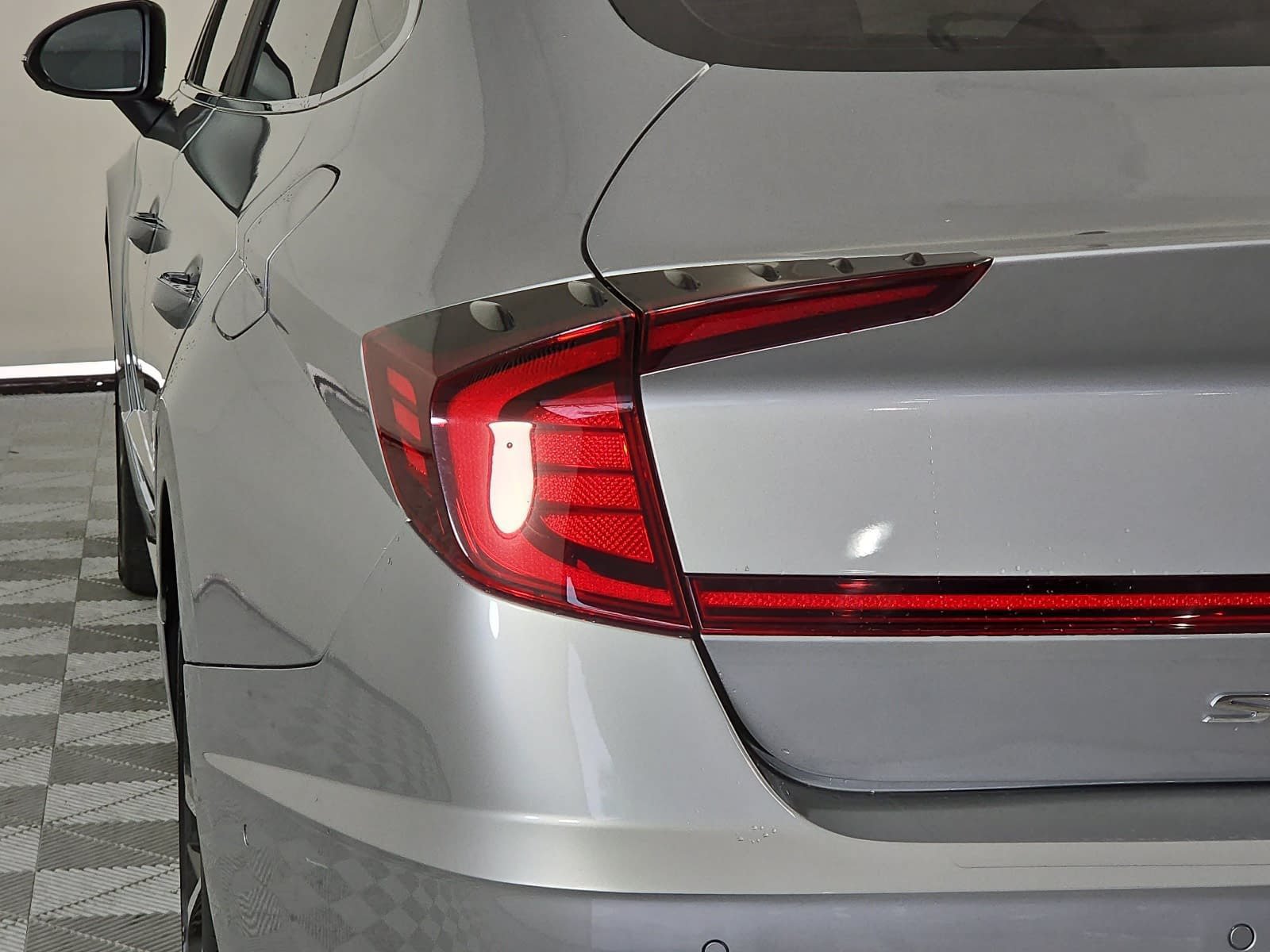 Used 2021 Hyundai Sonata Limited FWD image 31