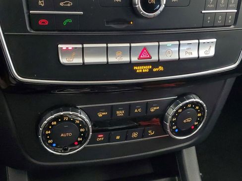 Used 2019 Mercedes-Benz GLE 400 4MATIC image 22