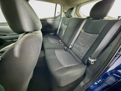 Used 2019 Nissan Leaf SV w/ SV Technology Package FWD image 27