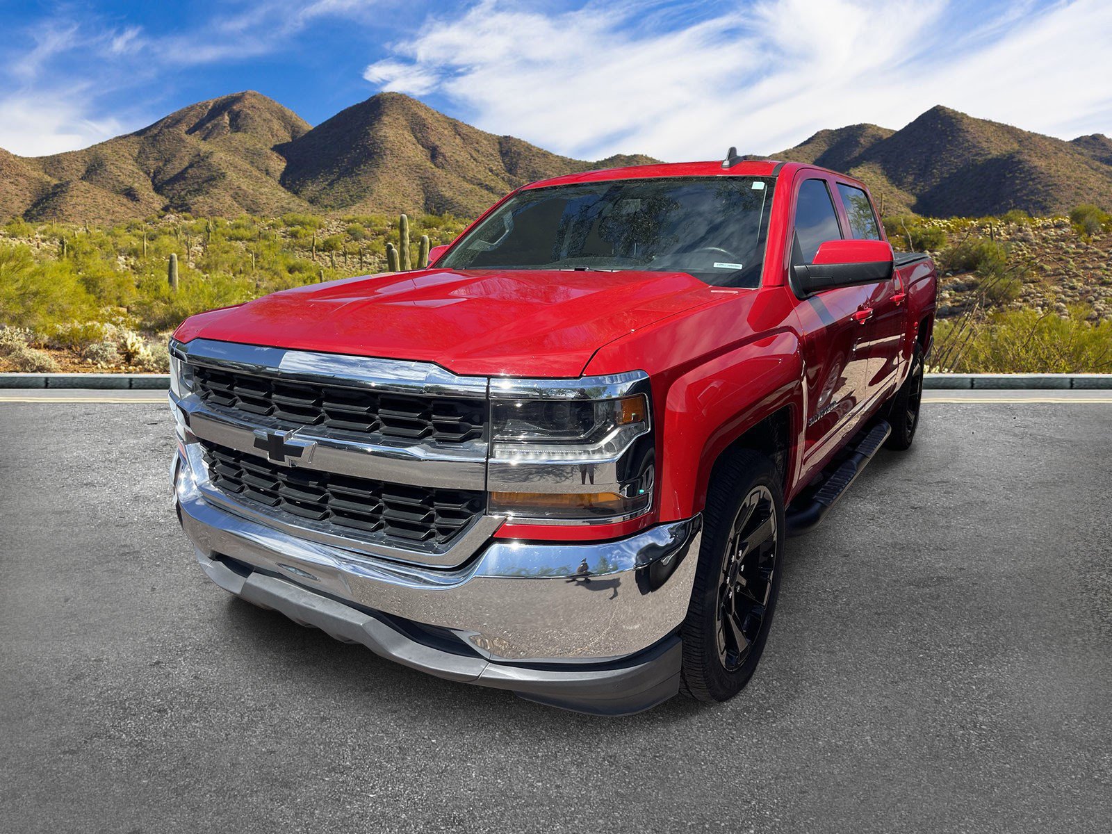 Used 2017 Chevrolet Silverado 1500 LT RWD image 2