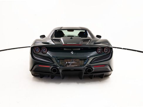 Certified 2022 Ferrari F8 Tributo RWD image 28