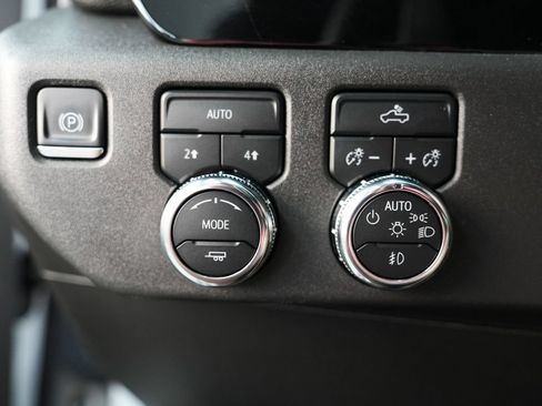 Used 2023 GMC Sierra 1500 Elevation w/ Preferred Package AWD/4WD image 20