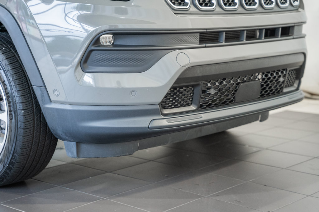 Certified 2023 Jeep Compass Latitude AWD/4WD image 15