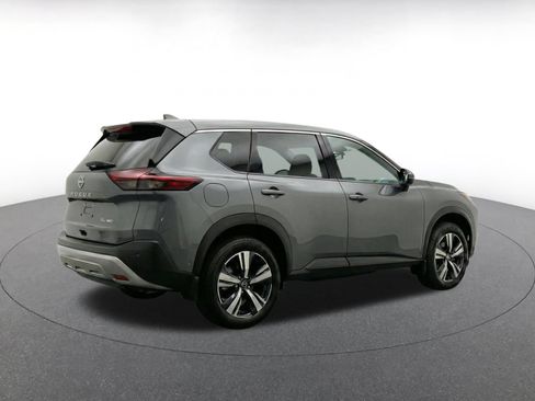 Used 2026 Nissan Rogue SL FWD image 9
