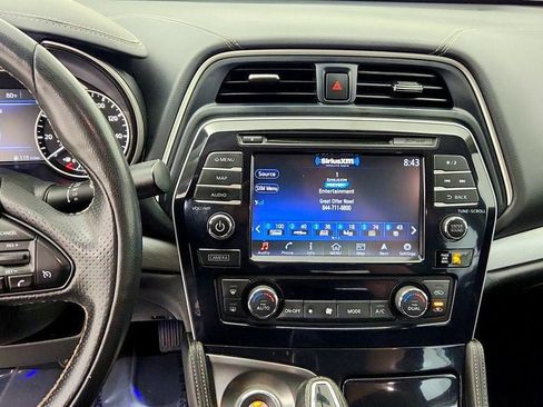 Used 2018 Nissan Maxima 3.5 SV FWD image 18