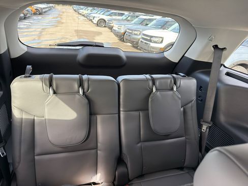 New 2026 Ford Explorer Active w/ Active Comfort Package image 14