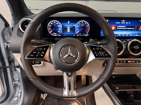 Used 2026 Mercedes-Benz GLA 250 image 26