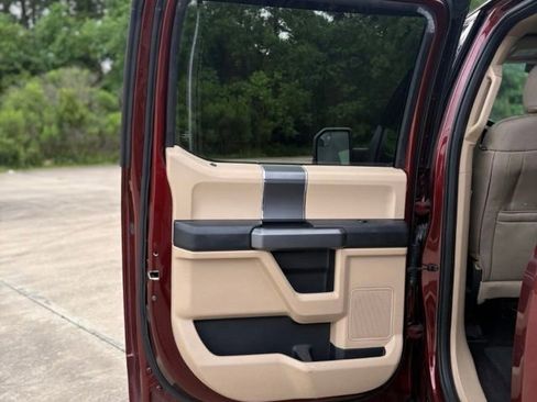 Used 2016 Ford F150 XLT w/ Equipment Group 302A Luxury AWD/4WD image 21
