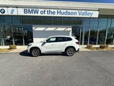 Used 2026 BMW X1 xDrive28i w/ Convenience Package AWD/4WD image 1
