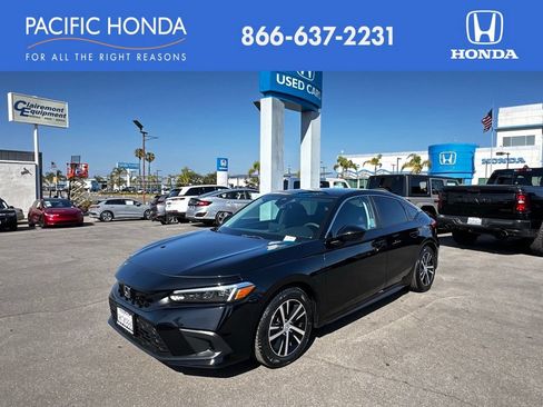 Used 2024 Honda Civic LX image 1