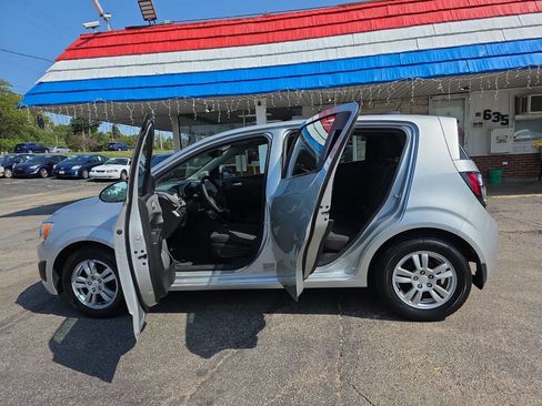 Used 2015 Chevrolet Sonic LT image 15